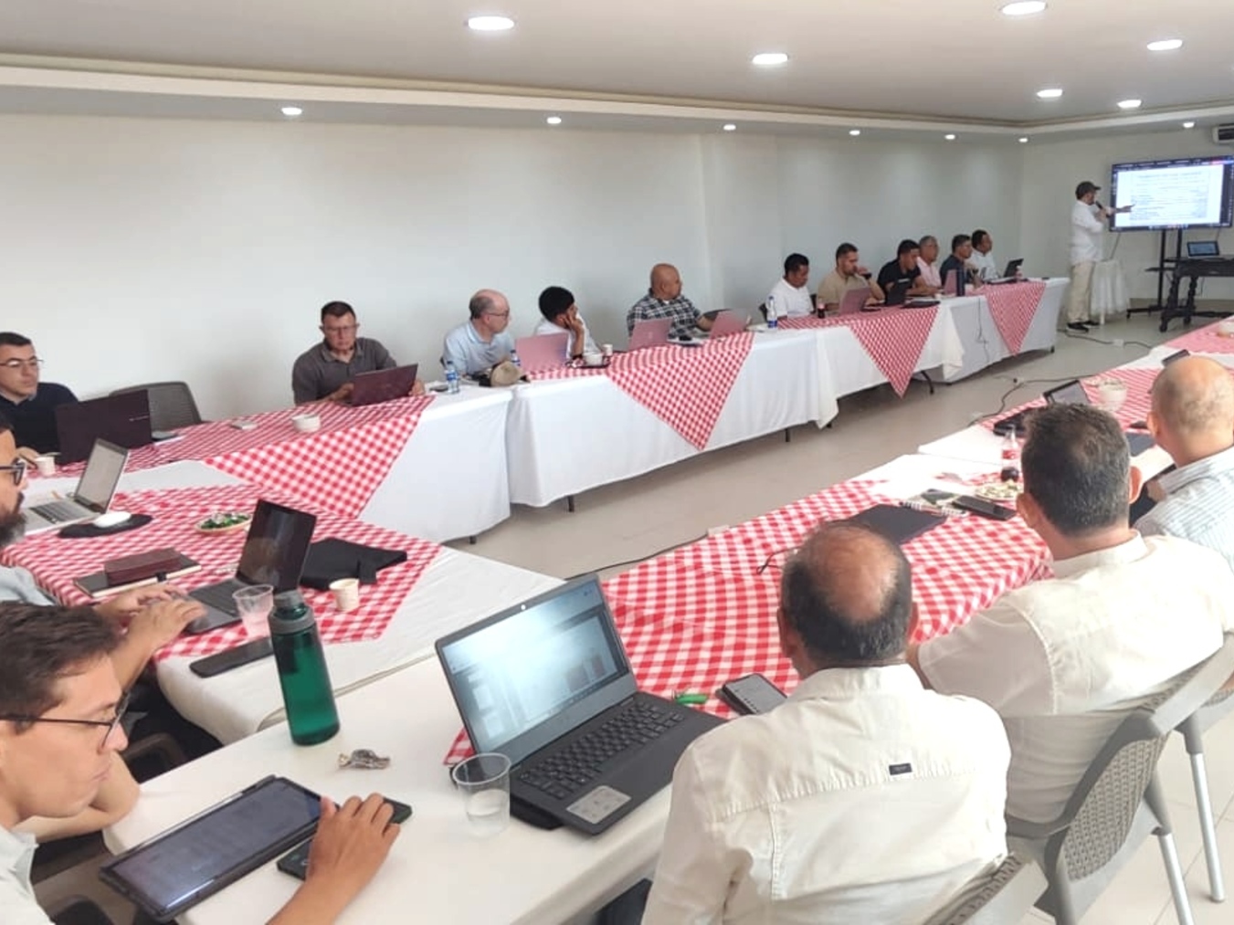 Dia 2 asamblea (1)