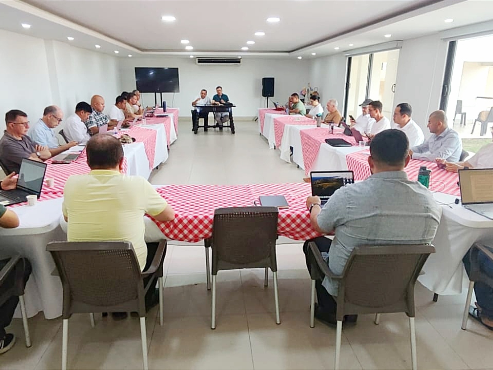 Dia 2 asamblea (7)