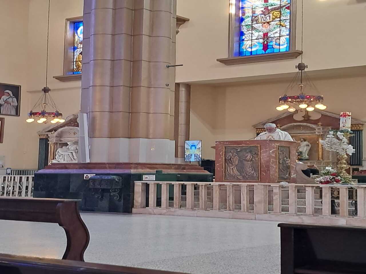 Presentación de la congregación a Nuestra Señora de Suyapa (2)
